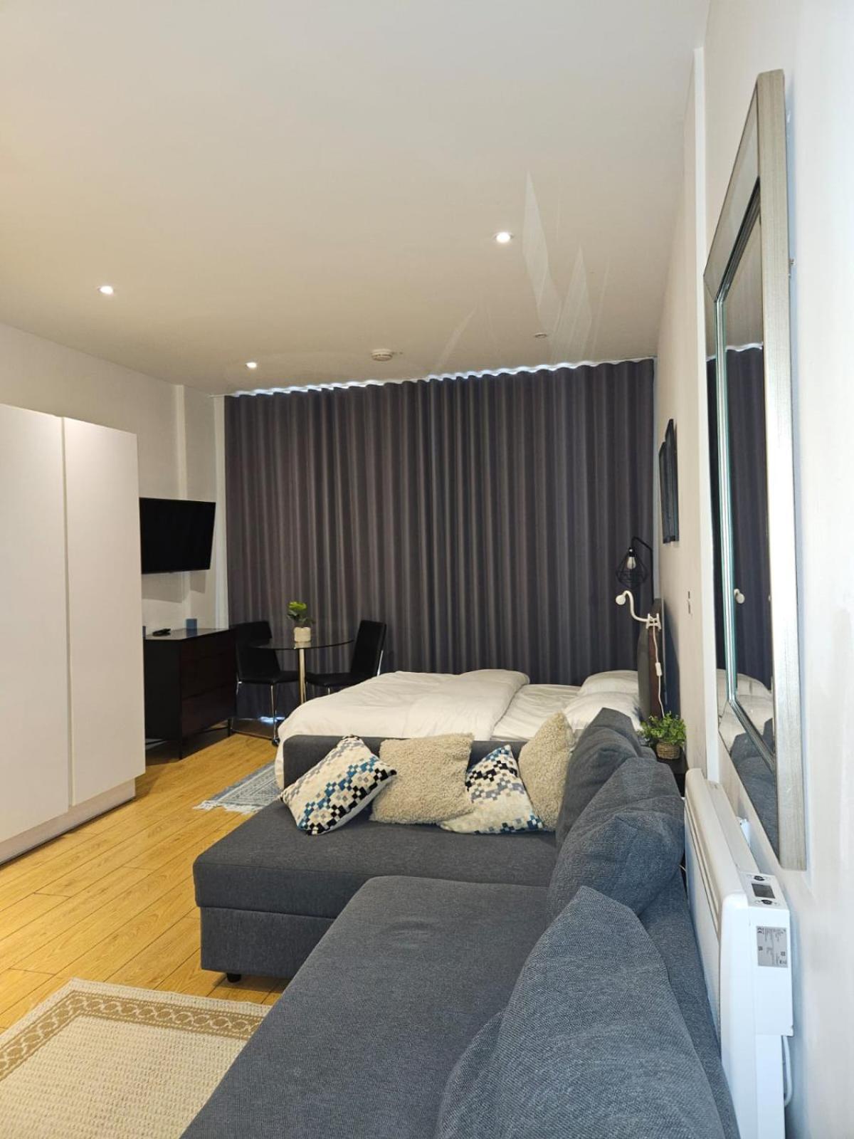 Classic Studio For 4 In Piccadilly Soho Central London Vr3 Bagian luar foto