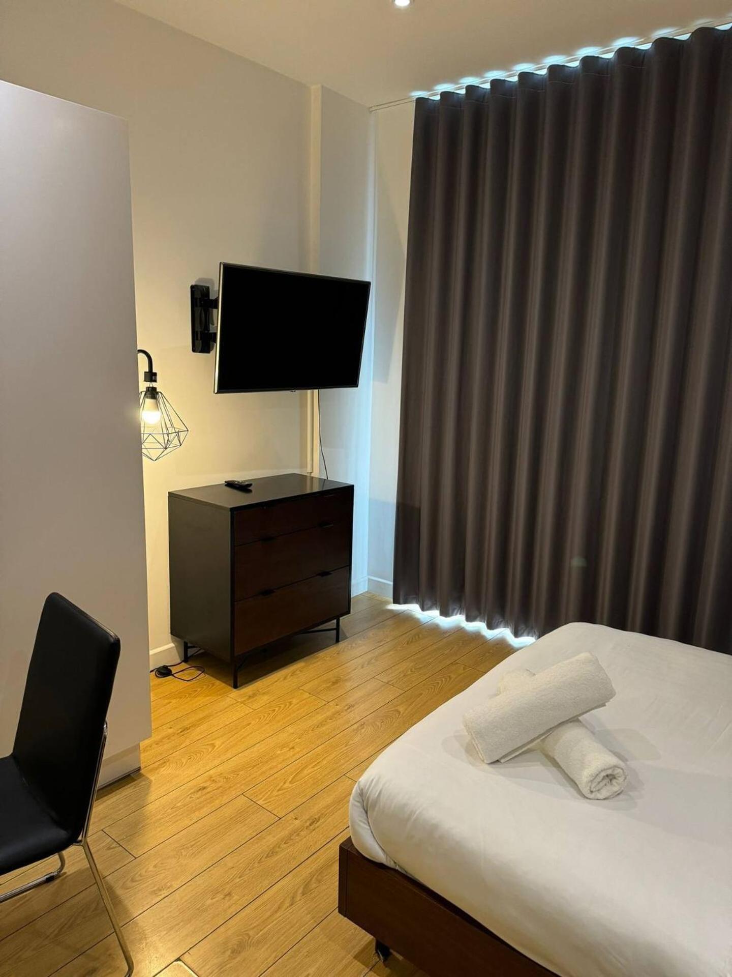 Classic Studio For 4 In Piccadilly Soho Central London Vr3 Bagian luar foto