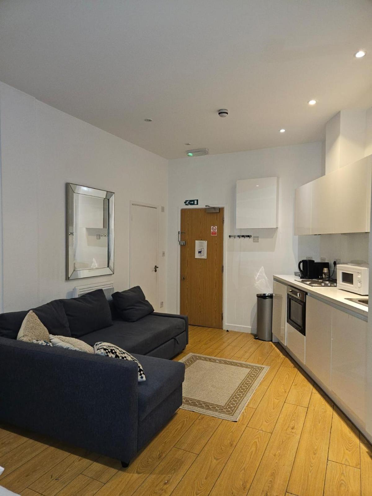 Classic Studio For 4 In Piccadilly Soho Central London Vr3 Bagian luar foto